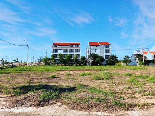 Bán lô đất 225m2 view quảng trường Làng Chài 3 - An Bàng - Hội An. Đường nhựa 19.5m