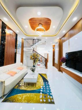 Xuất ngoại bán nhà 3 tầng mới đẹp Phan Tây Hồ, PN, 75m2 (5.1x14.7m), 8,8 tỷ
