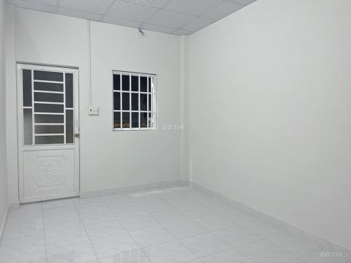 Bán nhà hẻm 487 Huỳnh Tấn Phát, Quận 7, hẻm 5m, 17,2m2 giá chưa đến 2 tỷ, LH 0989149953