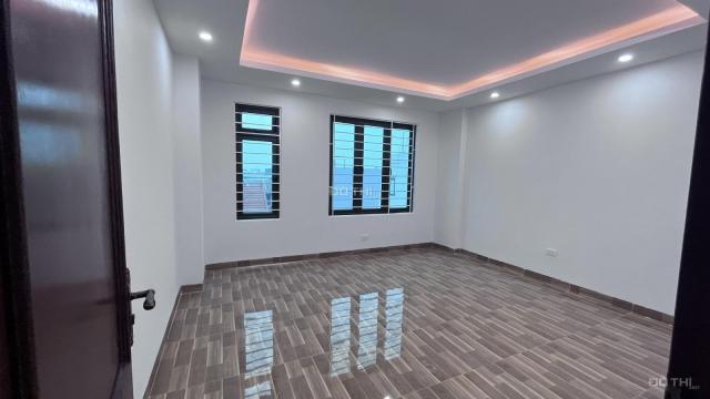 Ô tô, kinh doanh, trục chính tổ 3 Đa Sỹ, Hà Đông 32m2, 5 tầng chủ cần bán gấp giá 4,1 tỷ