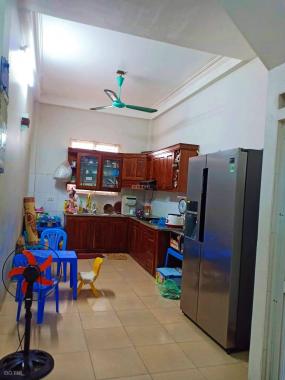 Ôtô vào nhà - 48m2 dân xây - Ngõ nông, gần phố, gần hồ Phú Diễn, Bắc Từ Liêm - Chỉ 3.5 tỷ