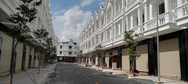 Bán nhà mới xây, 2 mặt tiền đường 3 Tháng 2, ngay chợ Lái Thiêu