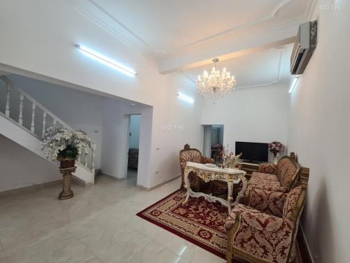 Núi Trúc, Quận Ba Đình, 99m2, 4 tầng, ô tô vào nhà, giá rẻ