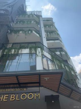 Toà nhà 10 tầng đa năng, kinh doanh, văn phòng - apartment mặt phố Dịch Vọng Hậu, DT: 300m2