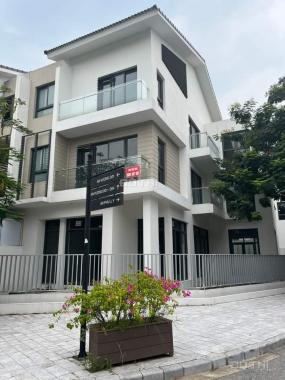 Chủ chuyển công tác cần bán Villa An Vượng - KĐT Dương Nội - Lô góc DT: 299m2x4T MT 30m. Giá 54 tỷ