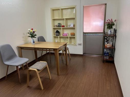 Chính chủ cho thuê căn hộ mới sửa tại E6 khu tập thể Quỳnh Mai, nội thất đầy đủ 0974799178