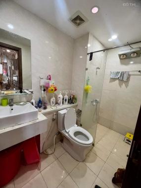 Bán chung cư Eco Green City Nguyễn Xiển, tặng nội thất, 70m2, 2 ngủ, 2 WC, giá 2.75 tỷ