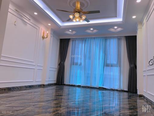 Bán nhà Cầu Giấy DT 50m2 x 8 tầng thang máy, ô tô vào nhà về ở luôn