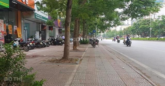 Siêu phẩm mặt phố Nguyễn Văn Cừ, DT 60m2, vị trí đẹp nhất phố