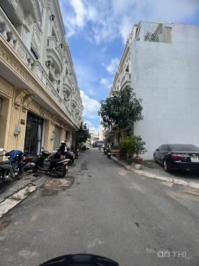 Góc 2 mặt tiền Nguyễn Văn Yến, Tân Thới Hoà, Tân Phú. 4 x 16.5m, trệt, 2 lầu, ST, giá: 11.5 tỷ
