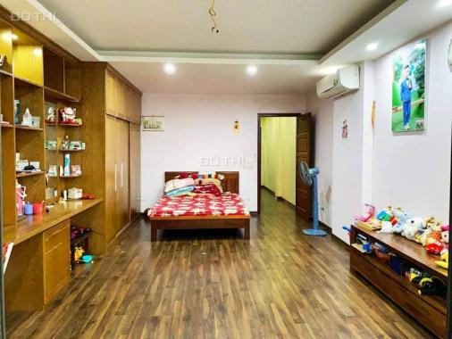 Bán nhà Lê Trọng Tấn 45m2, 4T, MT 4.2m ô tô đỗ, phân lô dân trí, giá 6.8 tỷ 0979266220