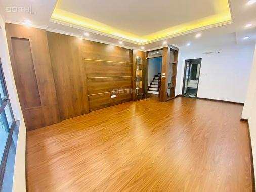 Chỉ 4.48 tỷ bán nhà Kim Mã, Ngọc Khánh, 35m2, 5 tầng, 20m ra ô tô, duy nhất 1 căn mới cực đẹp