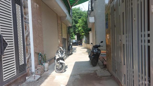 Bán nhà riêng tại đường Văn Điển gần Hồng Hà Eco City, Tứ Xã Tứ Hiệp, Thanh Trì, Hà Nội DT 32m2