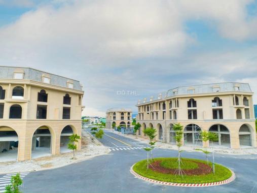 Cần bán lô đất view kênh sinh thái, trục đường 25m giá chỉ 21 triệu/m2