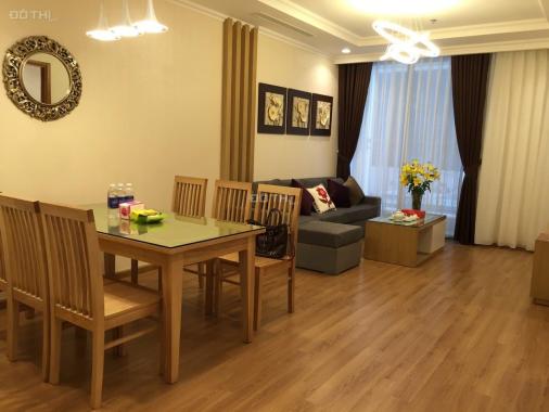 Cho thuê căn hộ chung cư Vinhomes Nguyễn Chí Thanh, tầng 18, 2 phòng ngủ