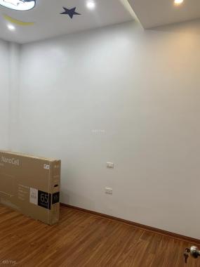 Cần bán nhà ngõ 46 Hào Nam, giá 3.6 tỷ, 35m2x4T, ngõ thông