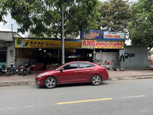 Cho thuê MB ngang 12,6m dài 19m (tổng 240m2) MT Nguyễn Du 25tr/tháng kinh doanh Bida, Spa, showroom