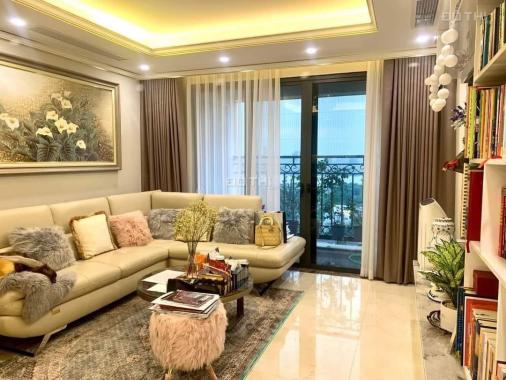 Bán CHCC D'. Le Roi Soleil 111,4m2 tầng cao 3 phòng ngủ, 3 vệ sinh vị trí view Hồ Tây thoáng mát