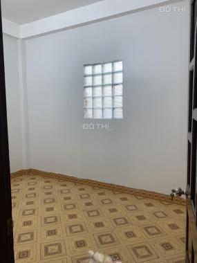 Tôi cần bán nhà cấp 4 ngõ 442 Âu Cơ, giá 3.9 tỷ, 50m2, ô tô đỗ