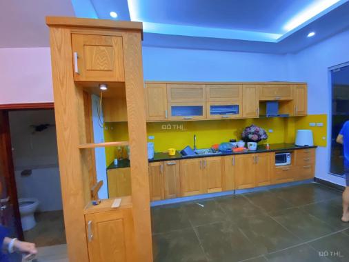 Bán nhà chính chủ phân lô gara ô tô đường 800A Cầu Giấy 58m2 5 tầng, mặt tiền 4,3m giá 12,8 tỷ