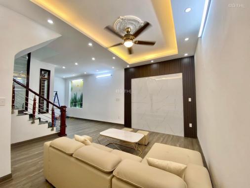 Nhà mới 5 tầng về ở luôn Ngũ Nhạc, tiện ích đầy đủ, ngõ ba gác phi, 64m2, 3.98 tỷ