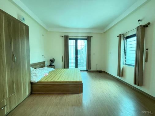 Bán nhà Trung Kính ngõ thông kd tiện ích dân xây 42m2 chỉ với 4,5 tỷ