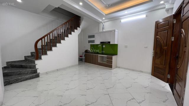 Bán nhà đẹp, thoáng, giá rẻ nhất thị trường Trần Cung, Cầu Giấy. 36m2 x 5 tầng lô góc. 3,66 tỷ
