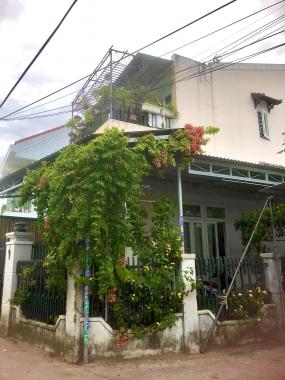 Bán nhà 2 mặt tiền kiệt Lý Thái Tổ - Hội An. Diện tích 120m2, 3 phòng ngủ