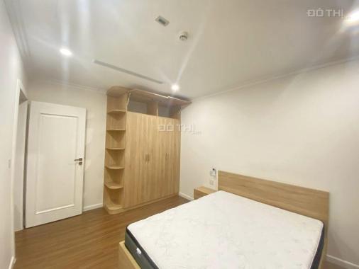 Chính chủ - bán chung cư A3 Lạc Long Quân - Bưởi - Hồ Tây - full nội thất