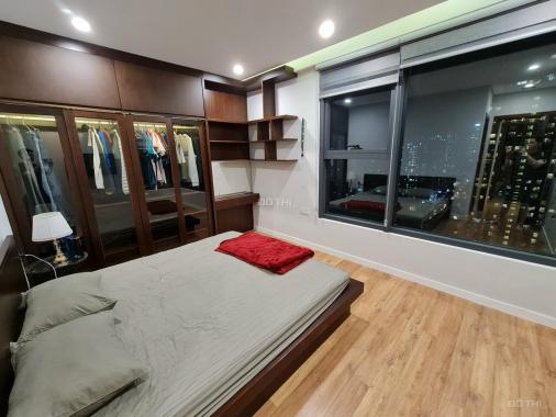 Tôi cần bán căn góc 148,5m2, 4PN chung cư CT4 Vimeco Nguyễn Chánh giá 6,3 tỷ. Full nội thất