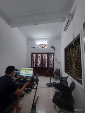 Bán nhà Quang Trung Hà Đông hai thoáng ô tô tránh 50m 2 tầng chỉ 5,5 tỷ LH 0966598554