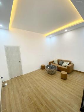 Bán nhà phố Đỗ Đức Dục, 36m2, 4T mới đẹp, ngay đối diện Marriot, giá chỉ 3,72 tỷ