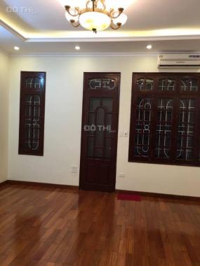 Bán nhà phân lô khu TT đại học Sư Phạm 215 phố Trần Quốc Hoàn dt 45 m2 x 4 t nhỉnh 10 tỷ