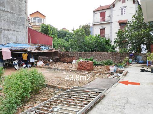 Bán 43.8m2 đất ở ngay chân cầu Nhật Tân, thôn Trung Oai, Tiên Dương, Đông Anh giá 1,39 tỷ