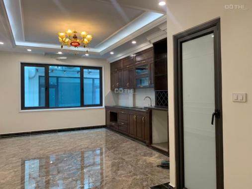 Bán nhà ngay mặt phố Quan Hoa, Q. Cầu Giấy 40m2, 8 tầng thang máy