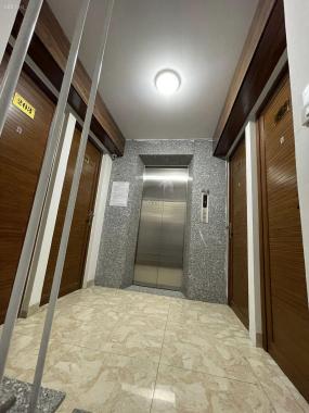 Bán tòa nhà 10 tầng 30 phòng khép kín, doanh thu hơn 200tr/ tháng, 28,6 tỷ