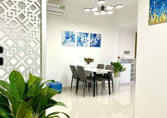 Bán gấp 2PN 2WC The Park Residence tặng nội thất đẹp 2.15 tỷ. LH 0906 968 363