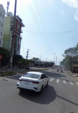 Bán gấp cặp đất(có bán lẻ) Nam Trân đối diện bến xe và thông ra biển Nguyễn Tất Thành