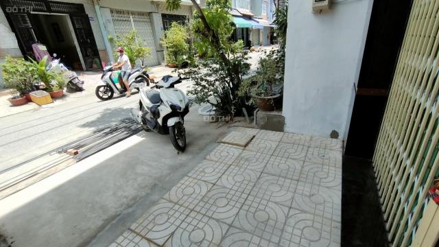 Chính chủ bán nhà đường Phú Định, Quận 8, 160m2 sử dụng, hẻm 8m, giá 5.8 tỷ TL