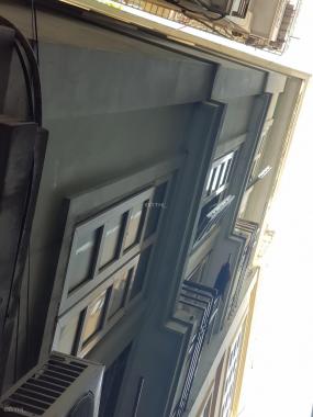 Chính chủ bán nhà 5 tầng lô góc quận Cầu Giấy, cách phố Dịch Vọng Hậu 60m