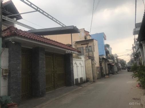 Bán biệt thự đường Phạm Hùng xã Bình Hưng Huyện Bình Chánh. 10x20m, 3T, LK quận 8 mới vào ở ngay