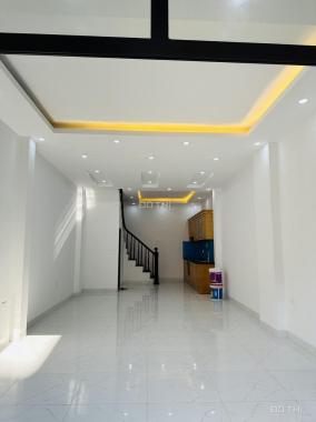 Bán nhà đẹp 4 tầng, DT 40 m2, LK Ngô Thị Nhậm - Hà Đông - Hà Nội