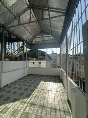 Bán nhà đẹp 4 tầng, DT 40 m2, LK Ngô Thị Nhậm - Hà Đông - Hà Nội