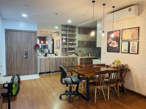 Bán chung cư Ngoại Giao Đoàn, Tây Hồ. View đẹp, full nội thất. Dt: 115m2, 3pn, 2wc. Giá 5,45 tỷ