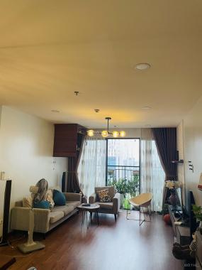 Bán chung cư Ngoại Giao Đoàn, Tây Hồ. View đẹp, full nội thất. Dt: 115m2, 3pn, 2wc. Giá 5,45 tỷ