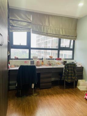 Bán chung cư Ngoại Giao Đoàn, Tây Hồ. View đẹp, full nội thất. Dt: 115m2, 3pn, 2wc. Giá 5,45 tỷ