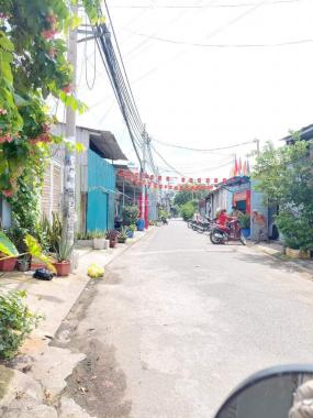 Nhà đẹp sát Quốc Lộ 1A, Bình Tân, 3 tầng, 100m2 chỉ 5.xtỷ
