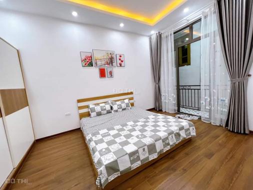 Bán nhà Trường Chinh - Thanh Xuân. 30m2, 3 tầng, MT 5,6m, nhiều tiện ích, nhỉnh 3 tỷ