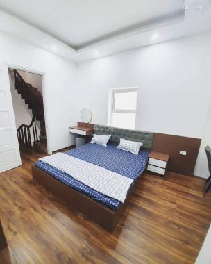 Bán nhà trong ngõ 35 Đặng Thai Mai, giá 8.8 tỷ, 52m2x4T, ngõ thoáng