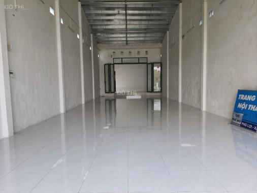 Bán nhà cấp 4, 304m2 kiên cố mặt tiền Tỉnh Lộ 925 Hậu Giang gần chợ Ngã Sáu giá chỉ 3 tỷ